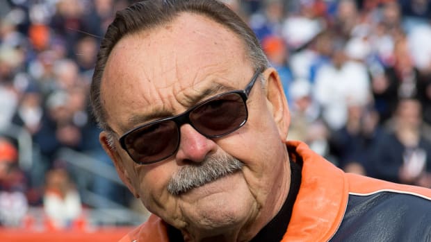 Dick Butkus, legendary Chicago Bears linebacker, appears on the sidelin at Soldier Field on Nov. 24, 2019.